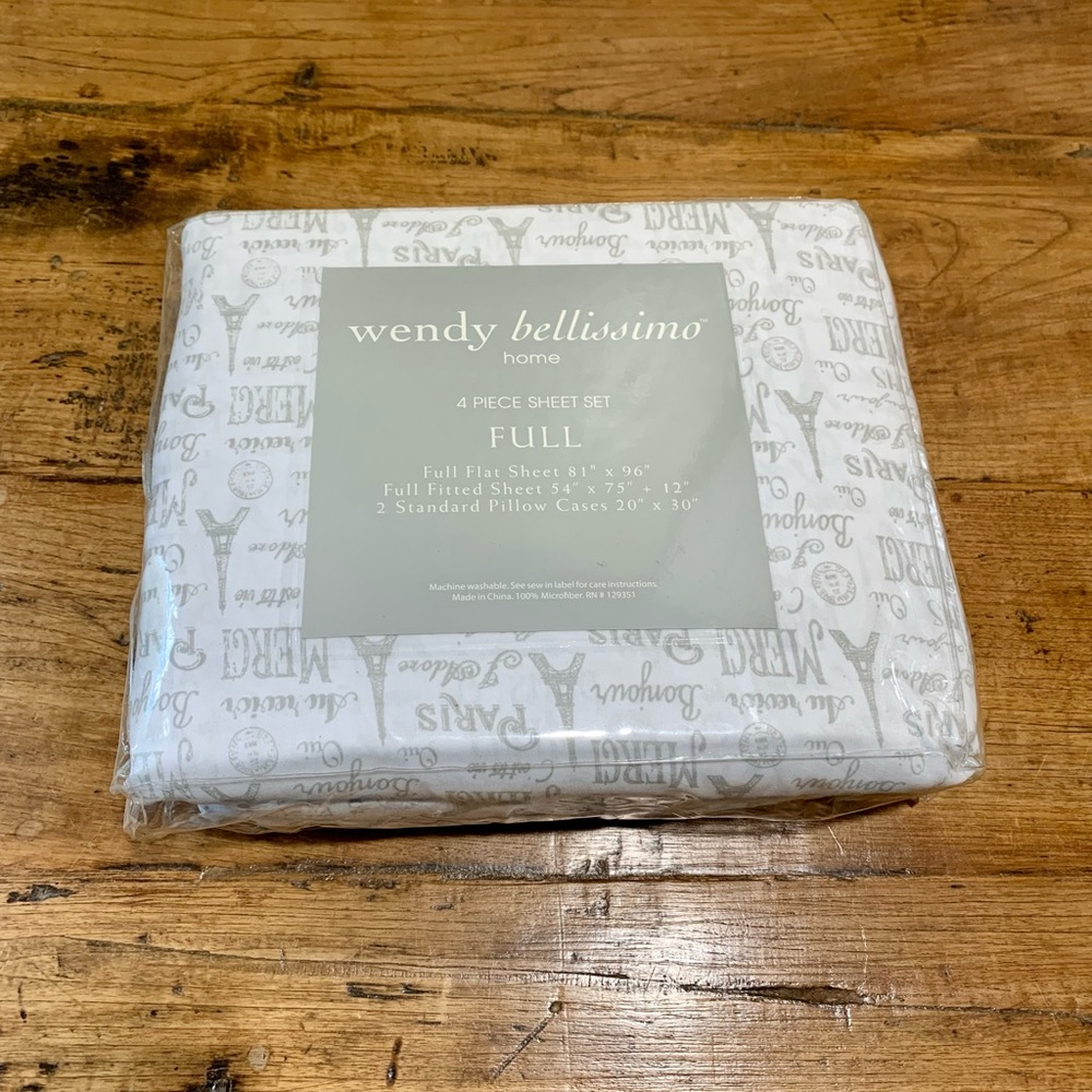 Wendy Bellissimo New w/tag Full Size Sheets